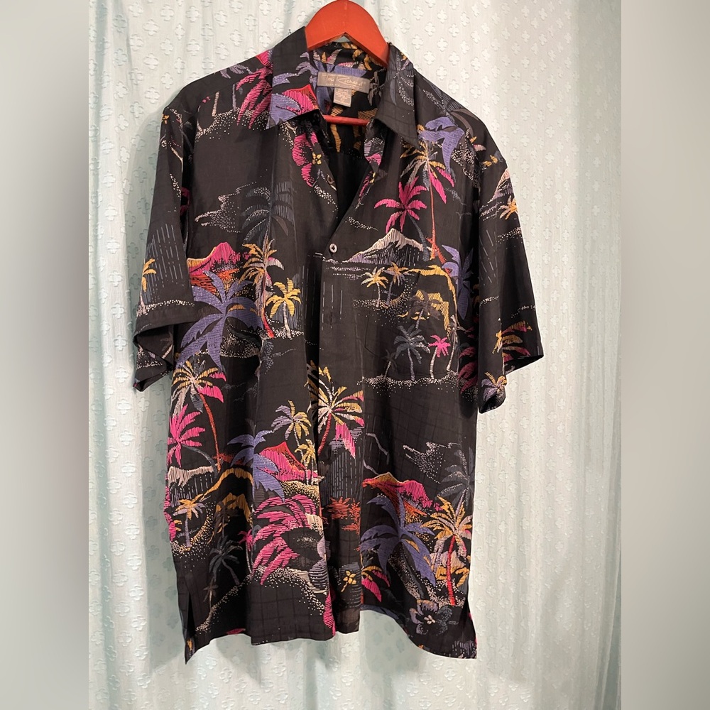 Tori Richard men’s silk short sleeve button down